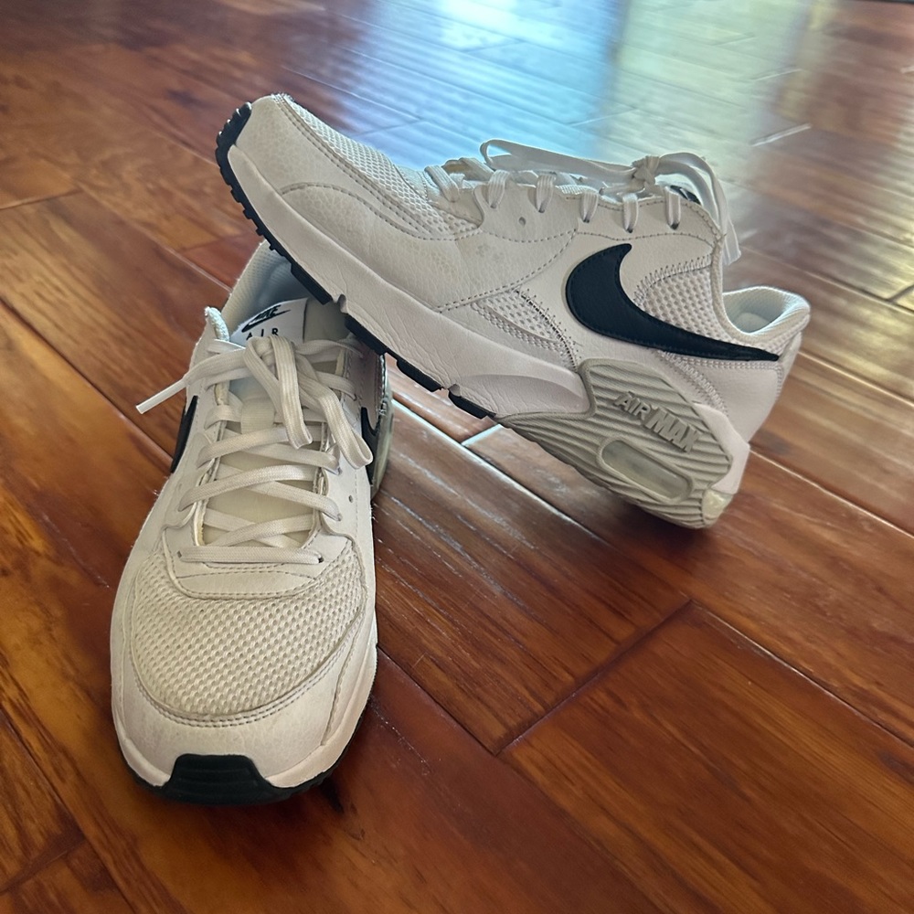 Nike Air Max size 8